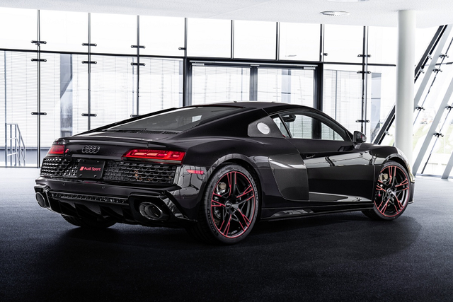 Siêu xe Audi R8 RWD phiên bản mới có giá hơn 4,24 tỷ đồng - Hình 2 Sieu xe Audi R8 RWD phien ban moi co gia hon 4,24 ty dong-Hinh-2