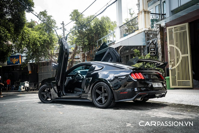 Ford Mustang tầm 2 tỷ đồng tại Việt Nam có gì đặc biệt? - Hình 4 Ford Mustang tam 2 ty dong tai Viet Nam co gi dac biet?-Hinh-4