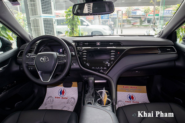 Chi tiết Toyota Camry XLE nhập Mỹ hơn 2,6 tỷ tại Việt Nam - Hình 3 Chi tiet Toyota Camry XLE nhap My hon 2,6 ty tai Viet Nam-Hinh-3