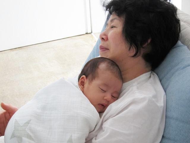 Đây là những lí do không nên cho trẻ ngủ với ông bà Day la nhung li do khong nen cho tre ngu voi ong ba