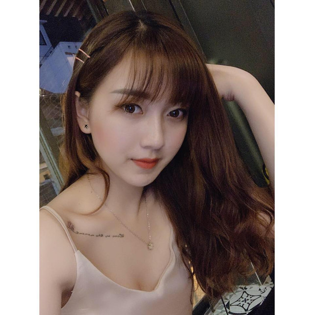 Cô giáo cực phẩm khiến các ông bố tranh nhau... đưa trẻ đến lớp - Hình 6 Co giao cuc pham khien cac ong bo tranh nhau... dua tre den lop-Hinh-6