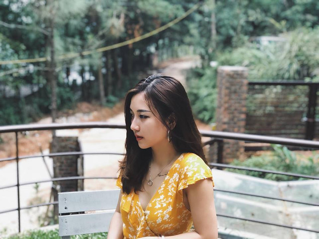 Cô giáo cực phẩm khiến các ông bố tranh nhau... đưa trẻ đến lớp - Hình 9 Co giao cuc pham khien cac ong bo tranh nhau... dua tre den lop-Hinh-9