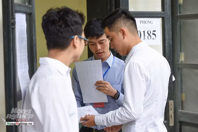 Can canh dan hot girl xinh dep ngay dau thi THPT Quoc gia 2019-Hinh-6