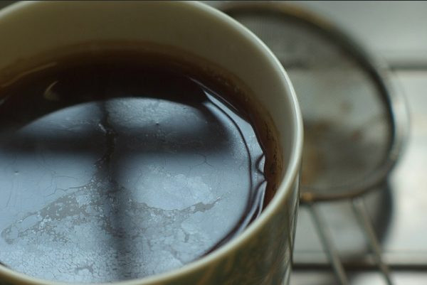 Vì sao uống nước trà nổi váng có hại sức khỏe? - Hình 3 Vi sao uong nuoc tra noi vang co hai suc khoe?-Hinh-3