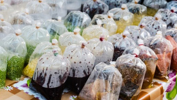 Cảnh báo túi nilon độc hại, tăng nguy cơ ung thư - Hình 4 Canh bao tui nilon doc hai, tang nguy co ung thu-Hinh-4