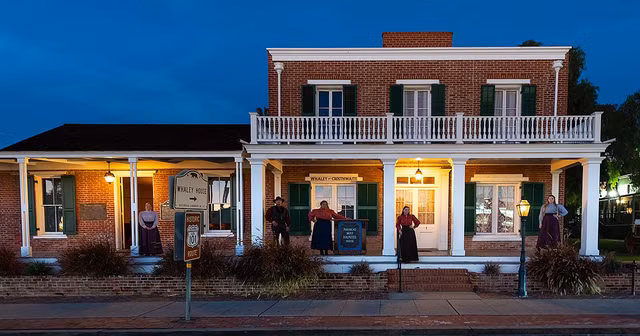 Nhin lai 11 dia diem kinh di, am anh nhat nuoc My-Hinh-20