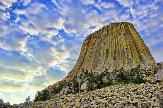 Kỳ bí tháp Quỷ bất ngờ mọc lên giữa vùng đồng bằng trầm tích - Hình 7 Ky bi thap Quy bat ngo moc len giua vung dong bang tram tich-Hinh-7