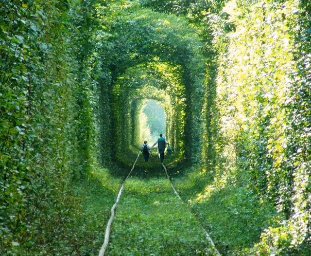 Day la 10 diem den tuyet dep o Ukraine khien du khach me man