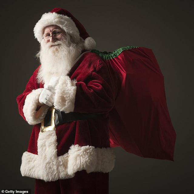 Đằng sau nhân vật ông già Noel là điều đặc biệt này - Hình 15 Dang sau nhan vat ong gia Noel la dieu dac biet nay-Hinh-15