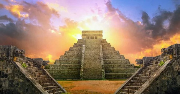 Bí ẩn những kim tự tháp độc đáo nhất thế giới - Hình 9 Bi an nhung kim tu thap doc dao nhat the gioi-Hinh-9