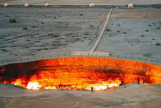 “Cong dia nguc” chay suot 50 nam, tai sao khong the dap tat?-Hinh-3