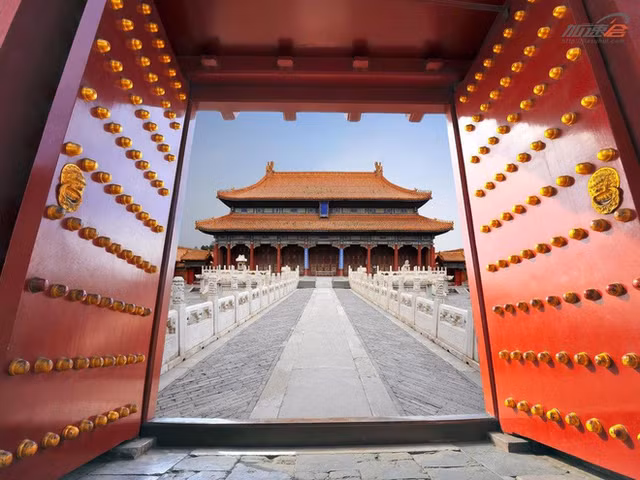 Khong co mau tim, vi sao Co Cung duoc goi la “Tu Cam Thanh