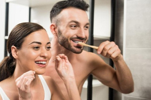 Làm sạch răng bằng chỉ nha khoa giúp bảo vệ tim hiệu quả Lam sach rang bang chi nha khoa giup bao ve tim hieu qua
