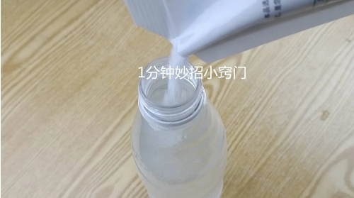 Mẹo xử lý tủ lạnh đóng đá cực nhanh và đơn giản - Hình 5 Meo xu ly tu lanh dong da cuc nhanh va don gian-Hinh-5