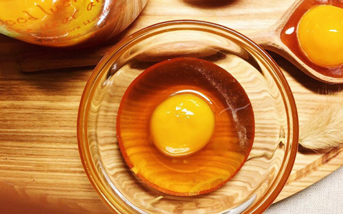 Cách phân biệt mật ong thật, giả như thế nào? - Hình 14 Cach phan biet mat ong that, gia nhu the nao?-Hinh-14