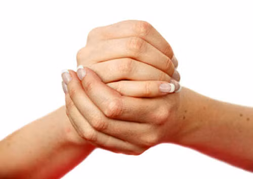 Dau co tay, hay thu 3 bai tap nay de xoa tan con dau-Hinh-5