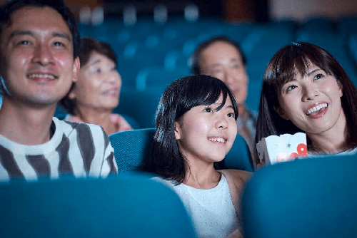 Lưu ý 6 địa điểm không nên đưa trẻ tới - Hình 6 Luu y 6 dia diem khong nen dua tre toi-Hinh-6