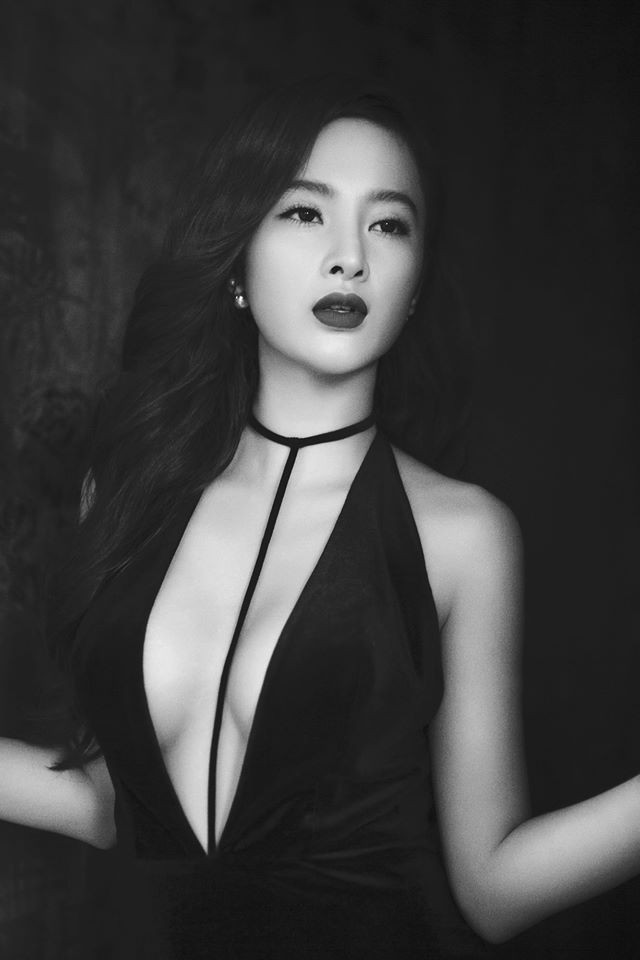 Những người đẹp thường xuyên diện trang phục khoe vòng 1 nóng bỏng - Hình 6 Nhung nguoi dep thuong xuyen dien trang phuc khoe vong 1 nong bong-Hinh-6