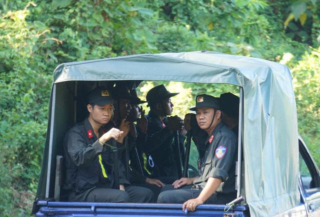 Đề xuất được tiêu diệt tên sát nhân vượt ngục đang lẩn trốn ở núi Hải Vân - Hình 6 De xuat duoc tieu diet ten sat nhan vuot nguc dang lan tron o nui Hai Van-Hinh-6