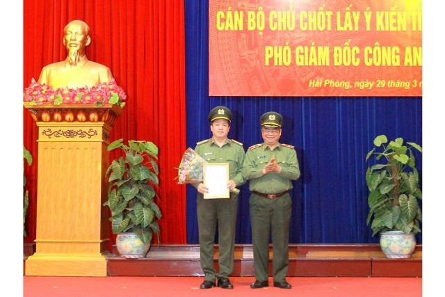 Chân dung 5 tân giám đốc công an tỉnh, giang hồ cứ dè chừng - Hình 9 Chan dung 5 tan giam doc cong an tinh, giang ho cu de chung-Hinh-9
