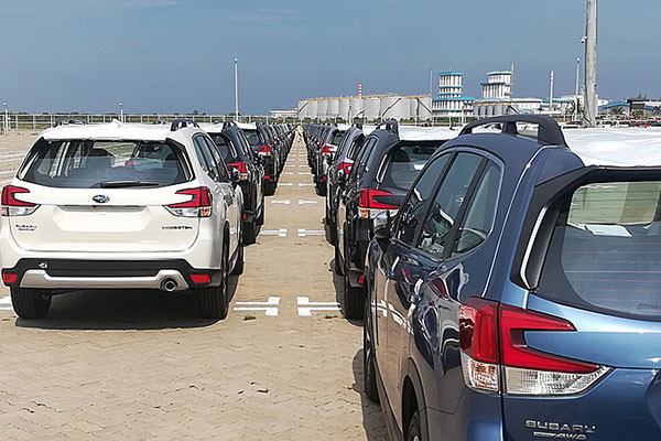 Đây là bộ 3 ôtô nhập khẩu đắt khách nhất Việt Nam năm qua Day la bo 3 oto nhap khau dat khach nhat Viet Nam nam qua