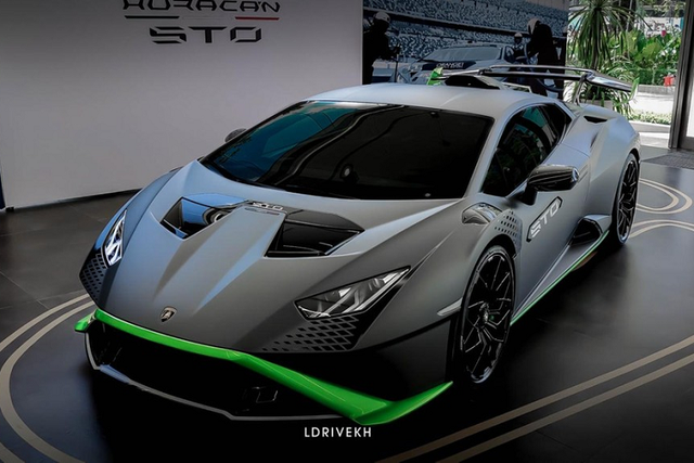 Siêu xe Lamborghini Huracan STO phong cách “bò chiến” của đại gia Campuchia Sieu xe Lamborghini Huracan STO phong cach “bo chien” cua dai gia Campuchia