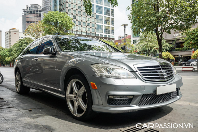 Cận cảnh Mercedes-Benz S65 AMG W221 có giá 16 tỷ Can canh Mercedes-Benz S65 AMG W221 co gia 16 ty