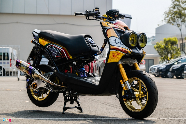 Ngắm dàn xe ga độ khủng, đắt tiền của dân chơi Sài Gòn - Hình 4 Ngam dan xe ga do khung, dat tien cua dan choi Sai Gon-Hinh-4