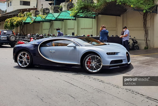 Đại gia Campuchia lại gom Bugatti Chiron hơn 85 tỷ đồng - Hình 2 Dai gia Campuchia lai gom Bugatti Chiron hon 85 ty dong-Hinh-2