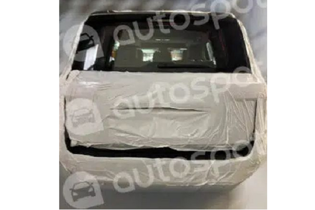 Ra mắt phiên bản “bớt” sang của Lexus LX570 vào tháng 3/2021 - Hình 4 Ra mat phien ban “bot” sang cua Lexus LX570 vao thang 3/2021-Hinh-4
