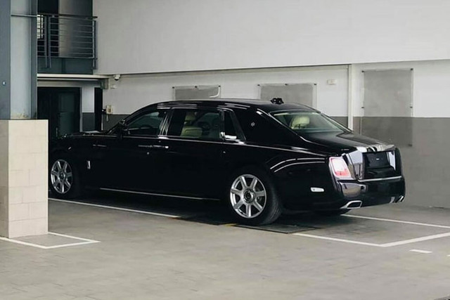 Đại gia Bình Thuận chi 50 tỷ tậu Rolls-Royce Phantom VIII - Hình 7 Dai gia Binh Thuan chi 50 ty tau Rolls-Royce Phantom VIII-Hinh-7