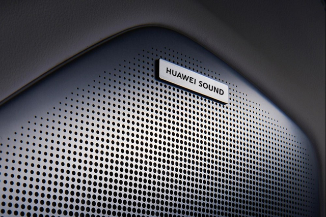 Huawei lần đầu tiên ra mẫu ô tô điện giá từ 769 triệu đồng - Hình 4 Huawei lan dau tien ra mau o to dien gia tu 769 trieu dong-Hinh-4