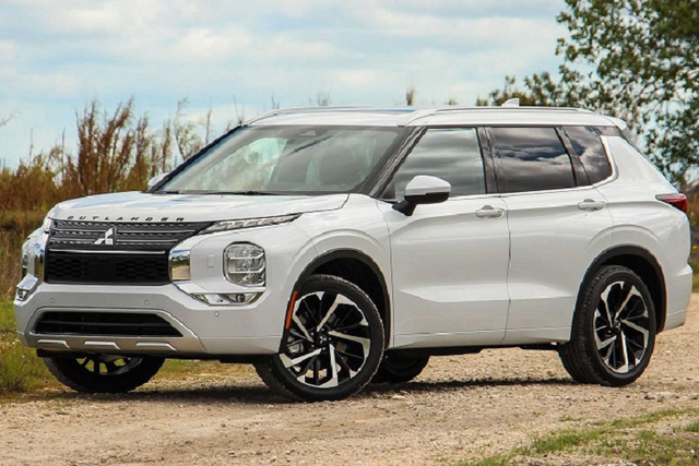 Mitsubishi Outlander 2022 top an toàn có giá từ 621 triệu đồng tại Mỹ Mitsubishi Outlander 2022 top an toan co gia tu 621 trieu dong tai My