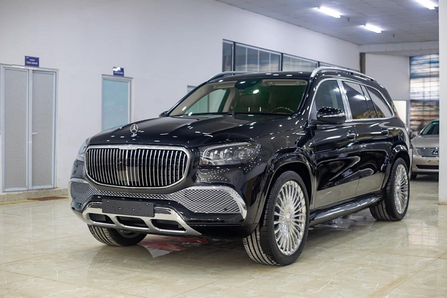 Cận cảnh Mercedes-Maybach GLS 600 giá 17 tỷ đồng có màu độc nhất Việt Nam Can canh Mercedes-Maybach GLS 600 gia 17 ty dong co mau doc nhat Viet Nam