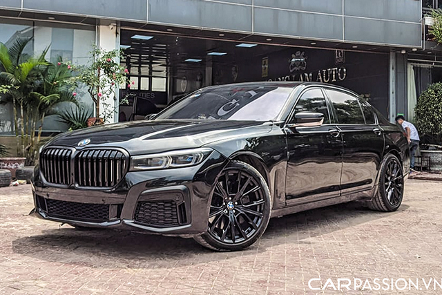 Đại gia 'phẫu thuật trẻ hoá' BMW 7 Series F02 hết 550 triệu ở Sài Gòn Dai gia 'phau thuat tre hoa' BMW 7 Series F02 het 550 trieu o Sai Gon