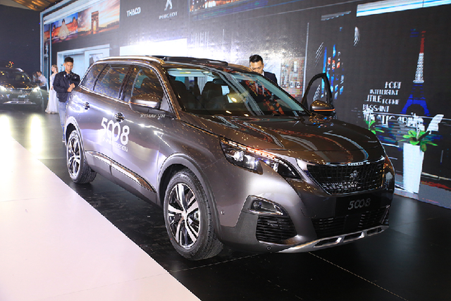 Peugeot 3008 và 5008 được đại lý giảm tới 150 triệu đồng - Hình 2 Peugeot 3008 va 5008 duoc dai ly giam toi 150 trieu dong-Hinh-2