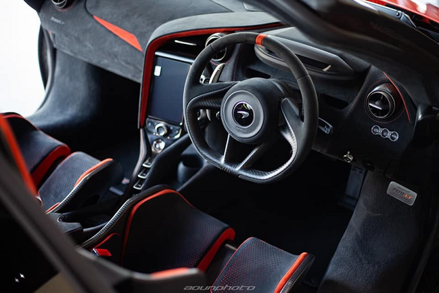 Siêu xe giới hạn McLaren 765LT giá hơn 35 tỷ đồng tại Thái Lan - Hình 9 Sieu xe gioi han McLaren 765LT gia hon 35 ty dong tai Thai Lan-Hinh-9