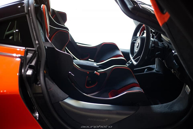 Siêu xe giới hạn McLaren 765LT giá hơn 35 tỷ đồng tại Thái Lan - Hình 8 Sieu xe gioi han McLaren 765LT gia hon 35 ty dong tai Thai Lan-Hinh-8