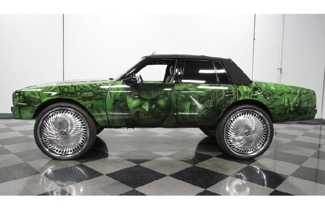 Ấn tượng Chevrolet Caprice 1989 “Người Khổng Lồ Xanh” chỉ 923 triệu đồng - Hình 7 An tuong Chevrolet Caprice 1989 “Nguoi Khong Lo Xanh” chi 923 trieu dong-Hinh-7