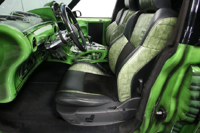 Ấn tượng Chevrolet Caprice 1989 “Người Khổng Lồ Xanh” chỉ 923 triệu đồng - Hình 5 An tuong Chevrolet Caprice 1989 “Nguoi Khong Lo Xanh” chi 923 trieu dong-Hinh-5