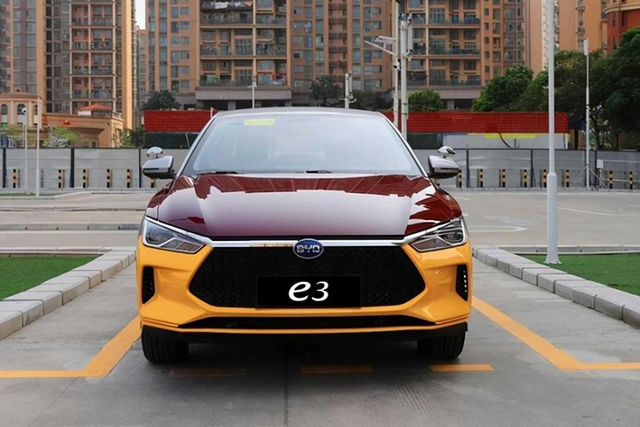 Chi tiết BYD e3 chạy điện có hộp số sàn chỉ 470 triệu đồng - Hình 5 Chi tiet BYD e3 chay dien co hop so san chi 470 trieu dong-Hinh-5