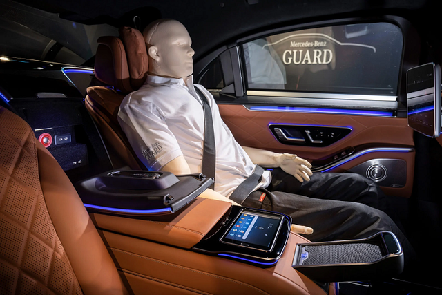Chi tiết Mercedes-Benz S680 Guard 4MATIC chống đạn giá hơn 1,2 tỷ đồng - Hình 4 Chi tiet Mercedes-Benz S680 Guard 4MATIC chong dan gia hon 1,2 ty dong-Hinh-4