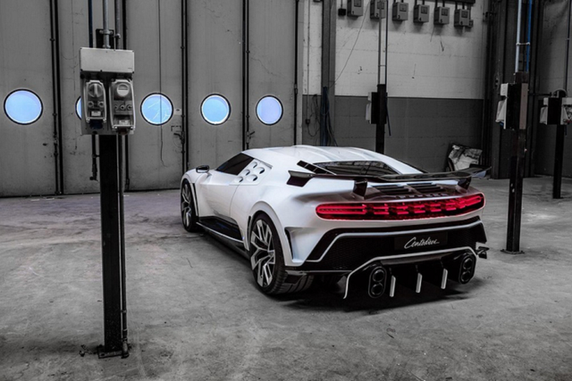 Ngắm Bugatti Centodieci tự chế cho con trai của ông bố Việt - Hình 10 Ngam Bugatti Centodieci tu che cho con trai cua ong bo Viet-Hinh-10
