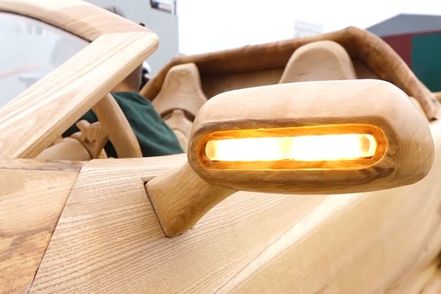 Ngắm Bugatti Centodieci tự chế cho con trai của ông bố Việt - Hình 3 Ngam Bugatti Centodieci tu che cho con trai cua ong bo Viet-Hinh-3