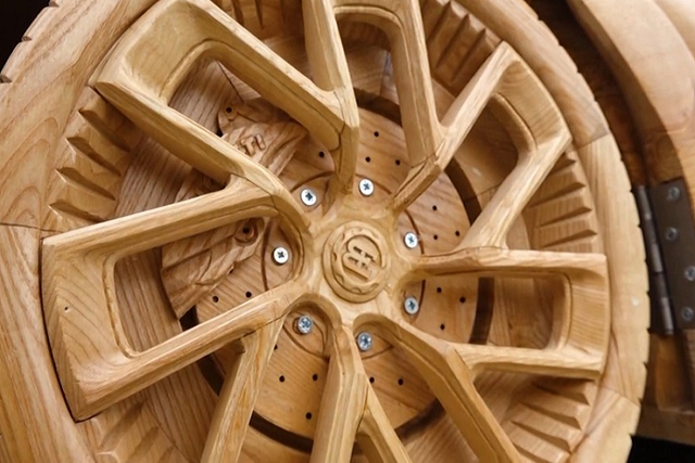 Ngắm Bugatti Centodieci tự chế cho con trai của ông bố Việt - Hình 4 Ngam Bugatti Centodieci tu che cho con trai cua ong bo Viet-Hinh-4