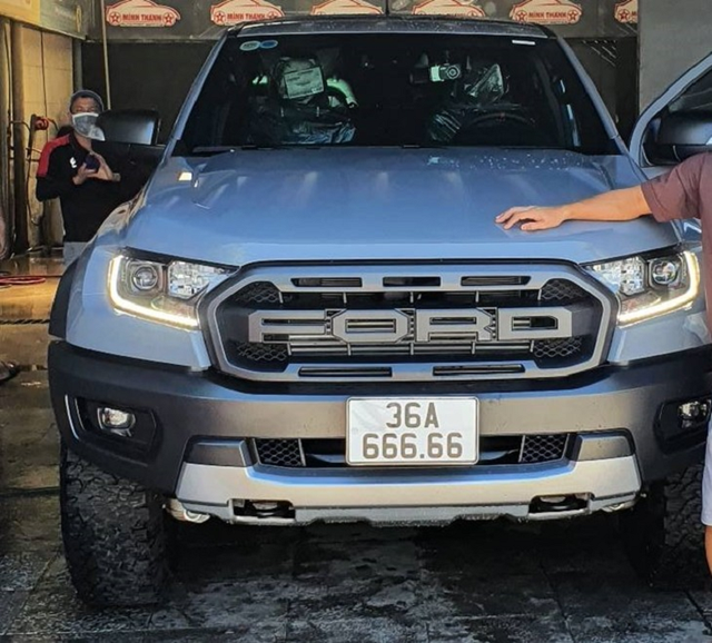 Chủ nhân xe Ford Ranger Raptor ở Thanh Hoá bốc trúng biển số siêu đẹp - Hình 3 Chu nhan xe Ford Ranger Raptor o Thanh Hoa boc trung bien so sieu dep-Hinh-3