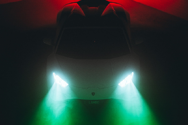 Lamborghini dua du an anh nghe thuat den chau A-Hinh-4