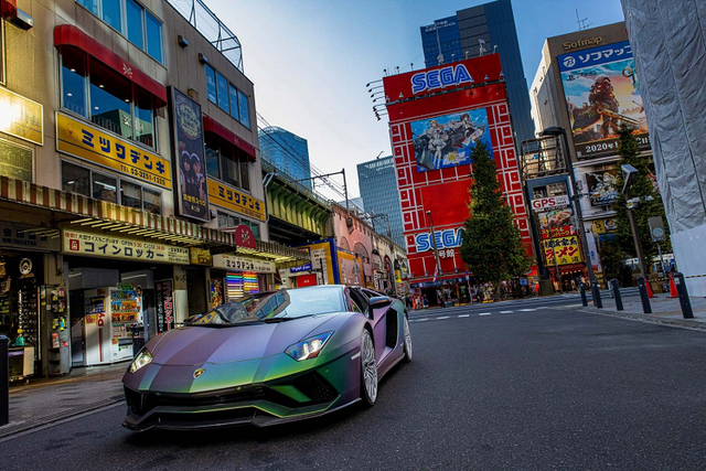 Lamborghini dua du an anh nghe thuat den chau A-Hinh-3