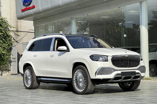Mercedes-Maybach GLS 600 màu độc giá gần 17 tỷ Mercedes-Maybach GLS 600 mau doc gia gan 17 ty