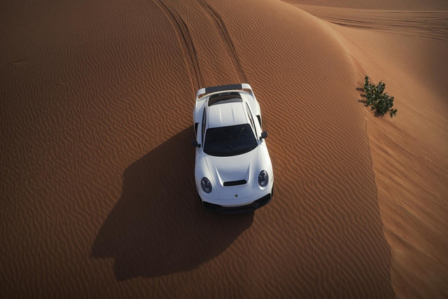 Sieu xe viet da Marsien tu Porsche 911 Turbo S hon 18 ty dong-Hinh-2